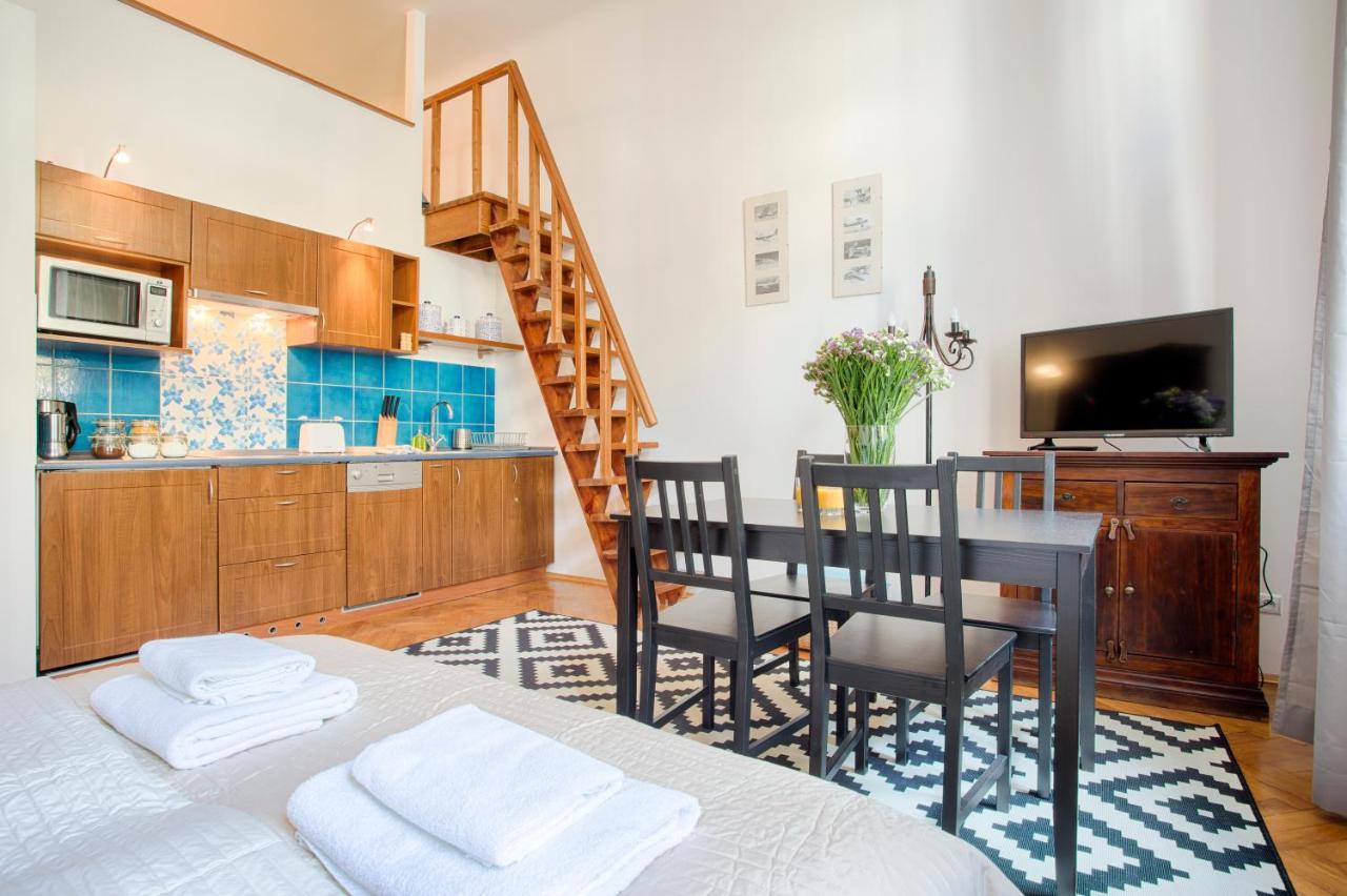 Tyzenhauz Apartments Economy Krasków Dış mekan fotoğraf