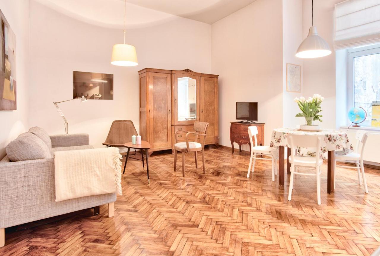 Tyzenhauz Apartments Economy Krasków Dış mekan fotoğraf