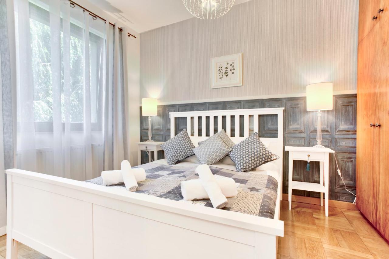 Tyzenhauz Apartments Economy Krasków Dış mekan fotoğraf