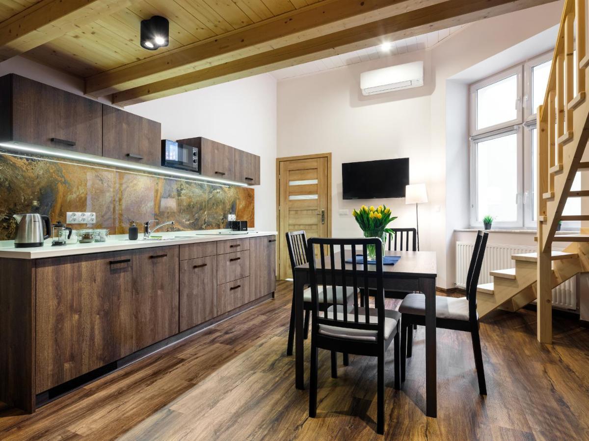 Tyzenhauz Apartments Economy Krasków Dış mekan fotoğraf