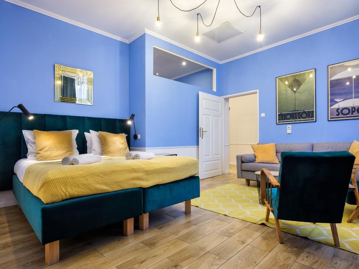 Tyzenhauz Apartments Economy Krasków Dış mekan fotoğraf