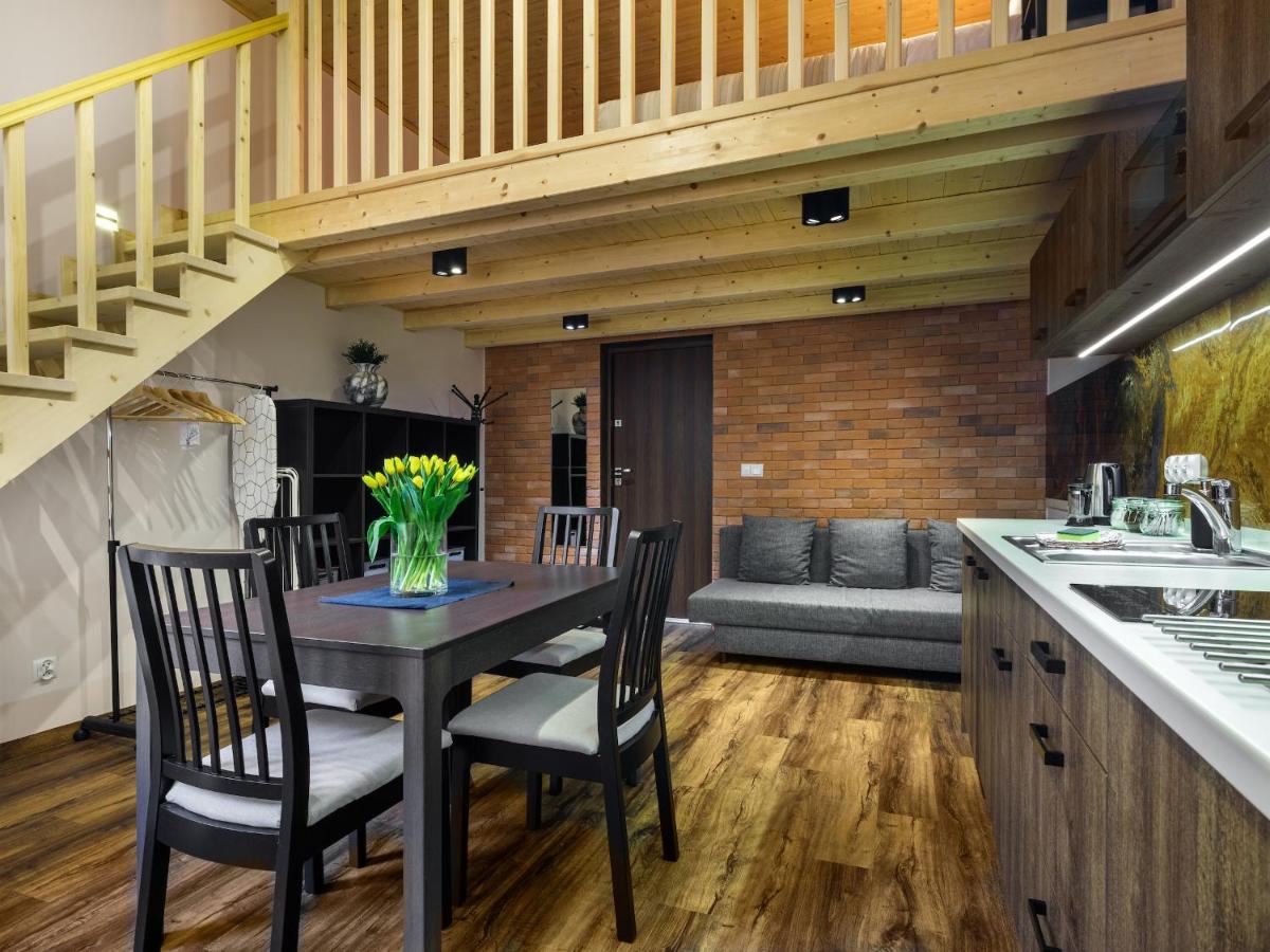 Tyzenhauz Apartments Economy Krasków Dış mekan fotoğraf