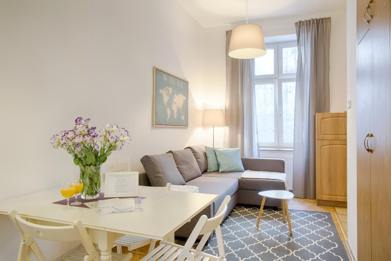 Tyzenhauz Apartments Economy Krasków Dış mekan fotoğraf